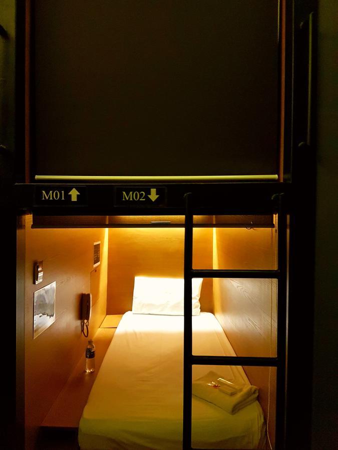 Capsule hotel Sovotel @ Napzone Kkia