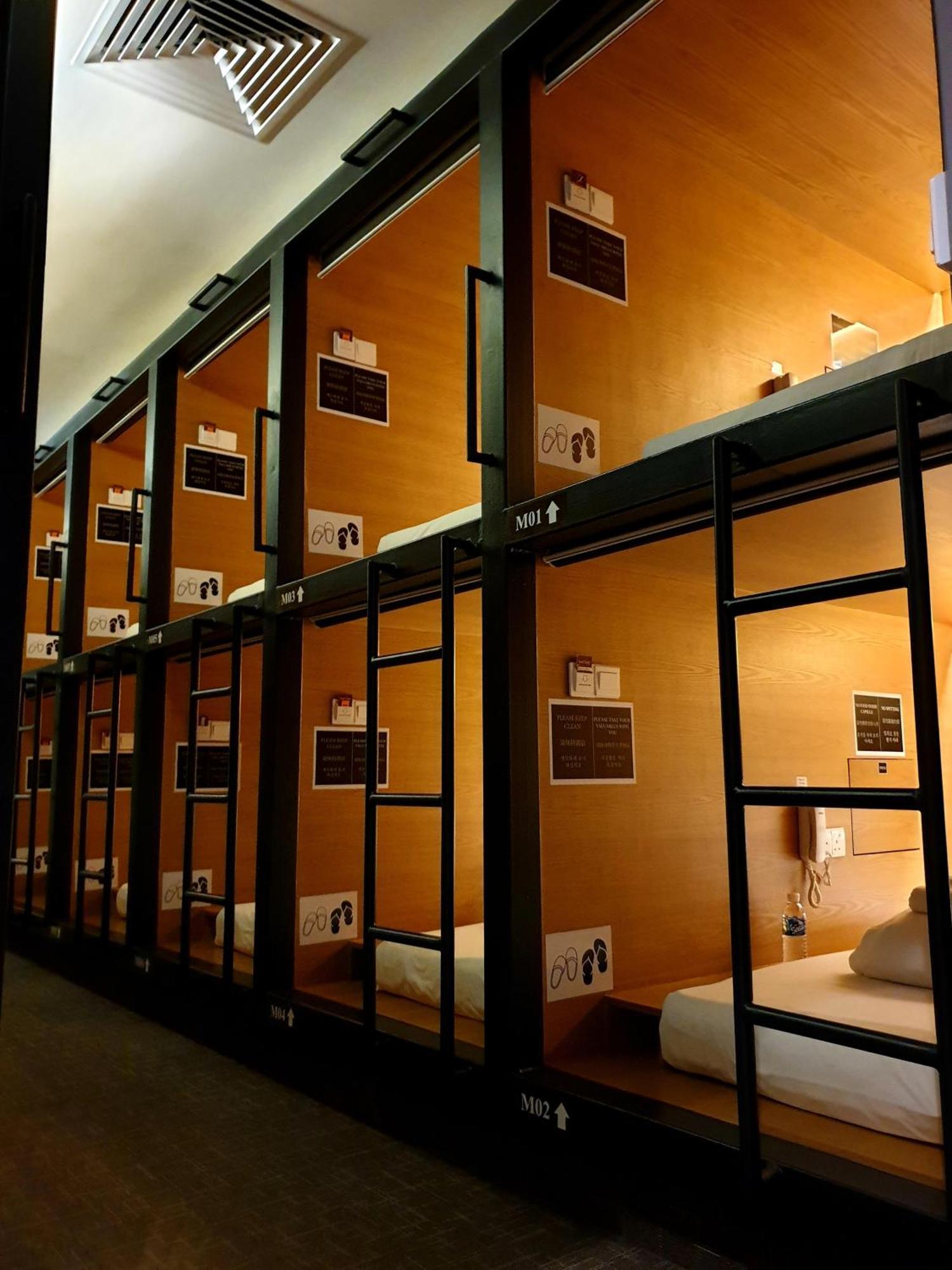 Capsule hotel Sovotel @ Napzone Kkia 2*